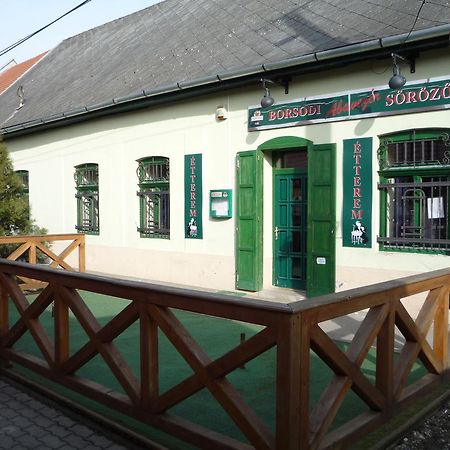 Hotel Aba Vezer Vendeghaz Abaújszántó Exterior foto